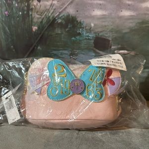 Loungefly Disney Main Attraction Minnie Mouse Small World Fanny Pack Bag NWT